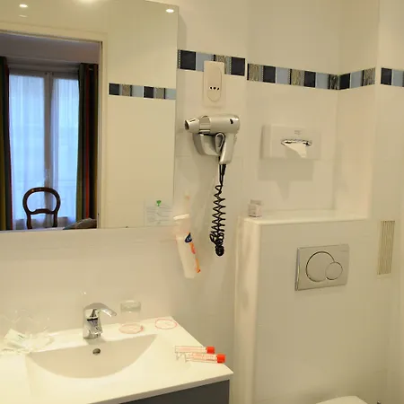 Hotel La Sanguine 2*